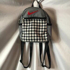 Nike Mochila Mini Activewear Athletic Sport Cut Backpack Purse